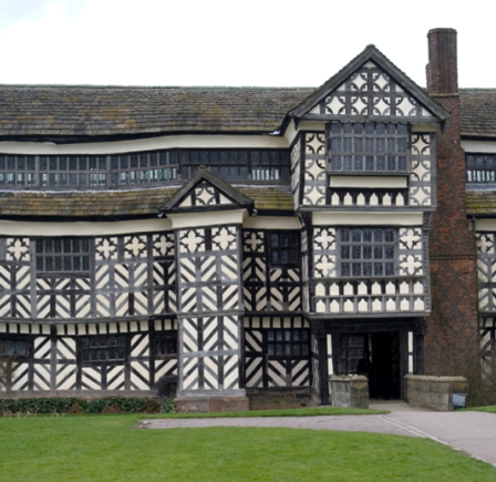 <strong><span class="NormalTextRun SCXW80931629 BCX8">LITTLE MORETON HALL</span></strong>